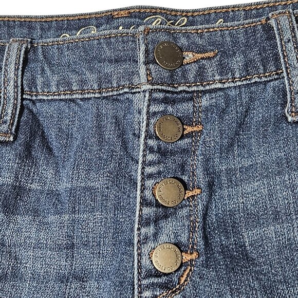 Universal Thread High Rise Shortie Jean Shorts Womens Size 6 Button Fly Denim - Picture 3 of 7